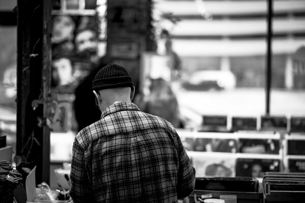 Brett, Spoonful Records