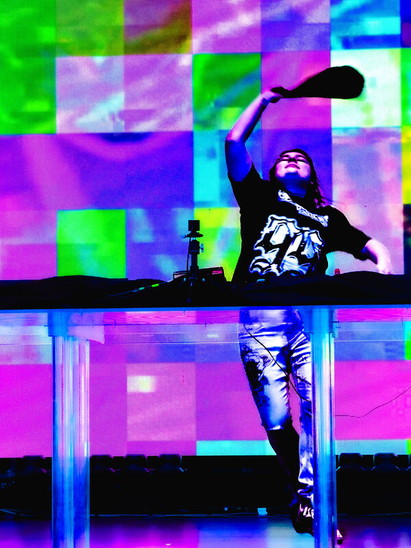 Dion Timmer Joy