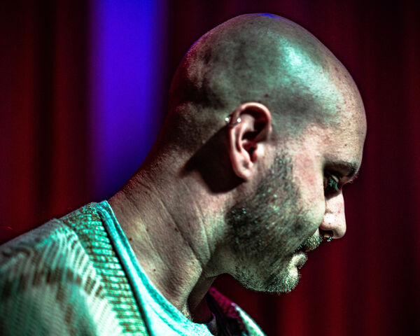 Stokelys Lead Guitarist